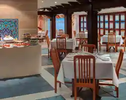 Anwar Al Madinah Mövenpick Hotel thumbnail